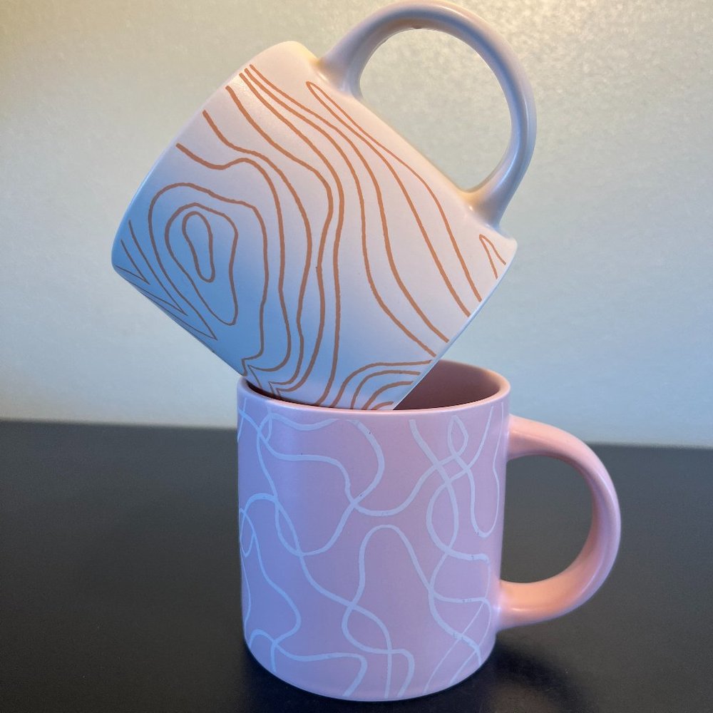 Set of 2  WK WHITNEY KERNEY Pastel Stoneware Mugs Abstract Incised Line Designs